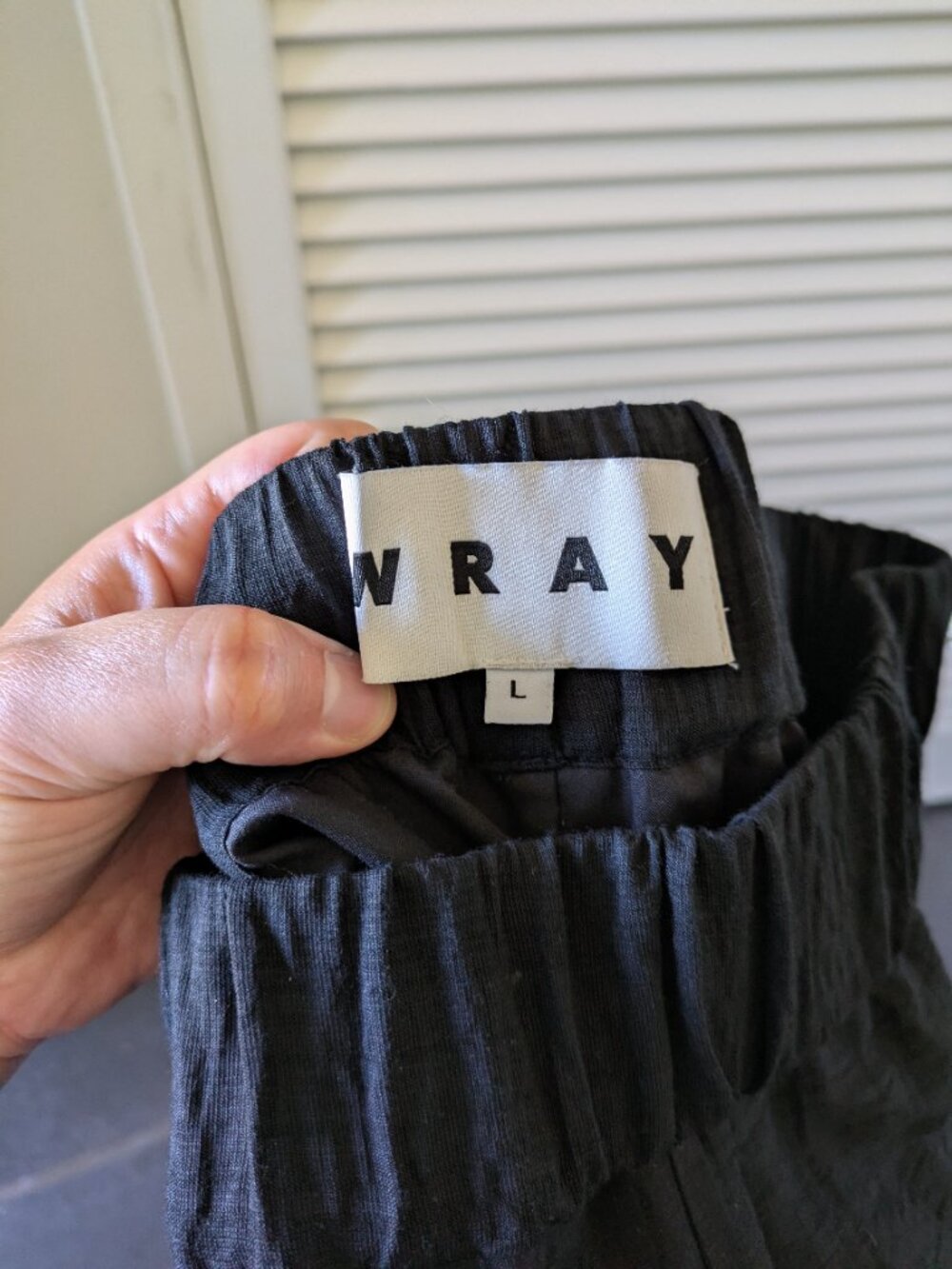 Wray NYC Sophie Short in Black, Size L - Picture 4 of 6